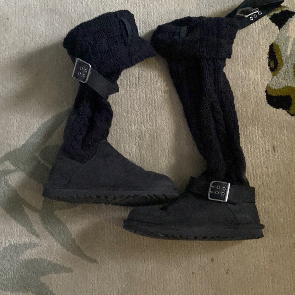UGG knit with buckles, black, very cute and comfortable!